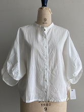 画像をギャラリービューアに読み込む, Anne number of 15 パフっとブラウス S&A by ina/shfy