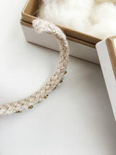 Load images into the gallery viewer,Anne number of OMEKASHI Jute Stone Bangle VB 313333/shfy