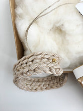 Load images into the gallery viewer,Anne number of OMEKASHI Jute Knit Bangle VB 313332