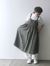 画像をギャラリービューアに読み込む, Anne number of 9 結局、年中着ていたエプロンワンピ  by ina