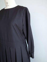 画像をギャラリービューアに読み込む, Anne number of OMEKASHI 19 「きちんと見えのワンピース」 ブラック by ina