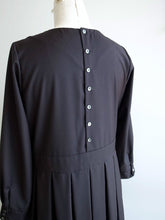 画像をギャラリービューアに読み込む, Anne number of OMEKASHI 19 「きちんと見えのワンピース」 ブラック by ina
