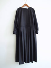 画像をギャラリービューアに読み込む, Anne number of OMEKASHI 19 「きちんと見えのワンピース」 ブラック by ina
