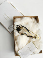 Load images into the gallery viewer,Anne number of OMEKASHI Classical Vine pin brooch VB 316227/shfy