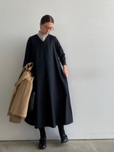 画像をギャラリービューアに読み込む, Anne number of OMEKASHI ウールトロピカルVネックフレアドレス SARAHWEAR C71014/shfy