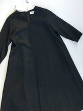 画像をギャラリービューアに読み込む, Anne number of OMEKASHI ウールトロピカルVネックフレアドレス SARAHWEAR C71014/shfy