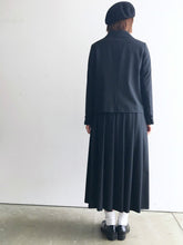 Load images into the gallery viewer,Anne number of OMEKASHI Wool Tropical Tuck Skirt SARAHWEAR C21558