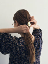 画像をギャラリービューアに読み込む, Anne number of OMEKASHI ブラスチェーンヘアーフック Vlas Blomme 317380/shfy