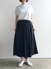画像をギャラリービューアに読み込む, Anne number of 16 おさまりが良いギャザースカート by vickey'72