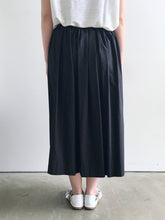 画像をギャラリービューアに読み込む, Anne number of 16 おさまりが良いギャザースカート by vickey'72