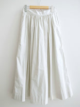 画像をギャラリービューアに読み込む, Anne number of 16 おさまりが良いギャザースカート by vickey'72