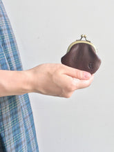 画像をギャラリービューアに読み込む, Anne number of 17 ちょこっとポーチ(小) チョコ by CLEDRAN/shfy