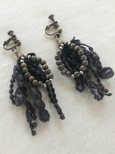 画像をギャラリービューアに読み込む, Anne number of OMEKASHI 23 Botanical Dyed Lace Earrings & Ear clips by Vlas Blomme/shfy