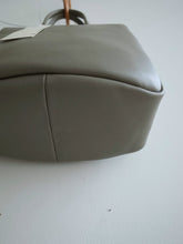 画像をギャラリービューアに読み込む, Anne number of OMEKASHI ボストンバッグ by ANVOCOEUR  AC19402