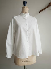 画像をギャラリービューアに読み込む, Anne number of OMEKASHI コットンサテンブラウス tumugu TB19435