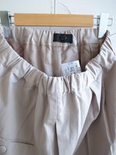 Load images into the gallery viewer,Anne number of OMEKASHI Spima Cotton Tencel Pants tumugu TB19434