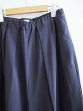 Load images into the gallery viewer,Anne number of OMEKASHI Spima Cotton Tencel Pants tumugu TB19434