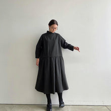 Load images into the gallery viewer,Anne number of OMEKASHI Spima Cotton Tencel 2way Neck Dress tumugu TB19433/shfy