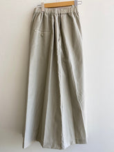 Load images into the gallery viewer,Anne number of OMEKASHI Viscose Linen Nylon Pants TB20246
