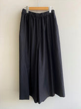 Load images into the gallery viewer,Anne number of OMEKASHI Viscose Linen Nylon Pants TB20246