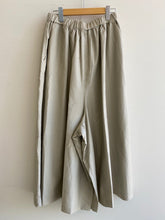 Load images into the gallery viewer,Anne number of OMEKASHI Viscose Linen Nylon Pants TB20246