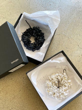 Load images into the gallery viewer,Anne number of OMEKASHI brooch tumugu TA-20101