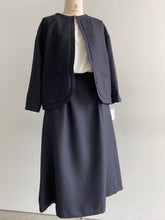 Load images into the gallery viewer,Anne number of OMEKASHI"Up and down properly visible"by ina