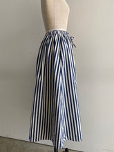 画像をギャラリービューアに読み込む, Anne number of 「しばらくぶりのストライプスカート」by BLUELAKE MARKET B-369002/shfy