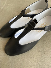 画像をギャラリービューアに読み込む, Anne number of OMEKASHI Greek Dance Sandal CATWORTH CAT12