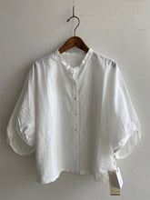 Load images into the gallery viewer,Anne number of 15 Puff blouse S &amp; A by ina/shfy
