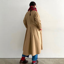 Load images into the gallery viewer,Anne number of khaki green coat invisible in&quot;Bayside Shakedown Qingdao&quot;by ina/shfy
