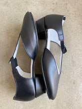 Load images into the gallery viewer,Anne number of OMEKASHI Greek Dance Sandal CATWORTH CAT12
