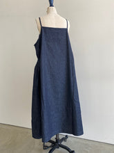 Load images into the gallery viewer,CAERULA denim apron dress 20SS-006/shfy
