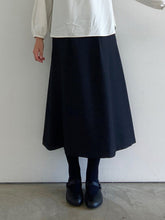 画像をギャラリービューアに読み込む, Anne number of OMEKASHI 「きちんと見えのスカート」 by ina
