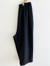 Load images into the gallery viewer,Anne number of OMEKASHI clear twill pants by tumugu TB20434/shfy

